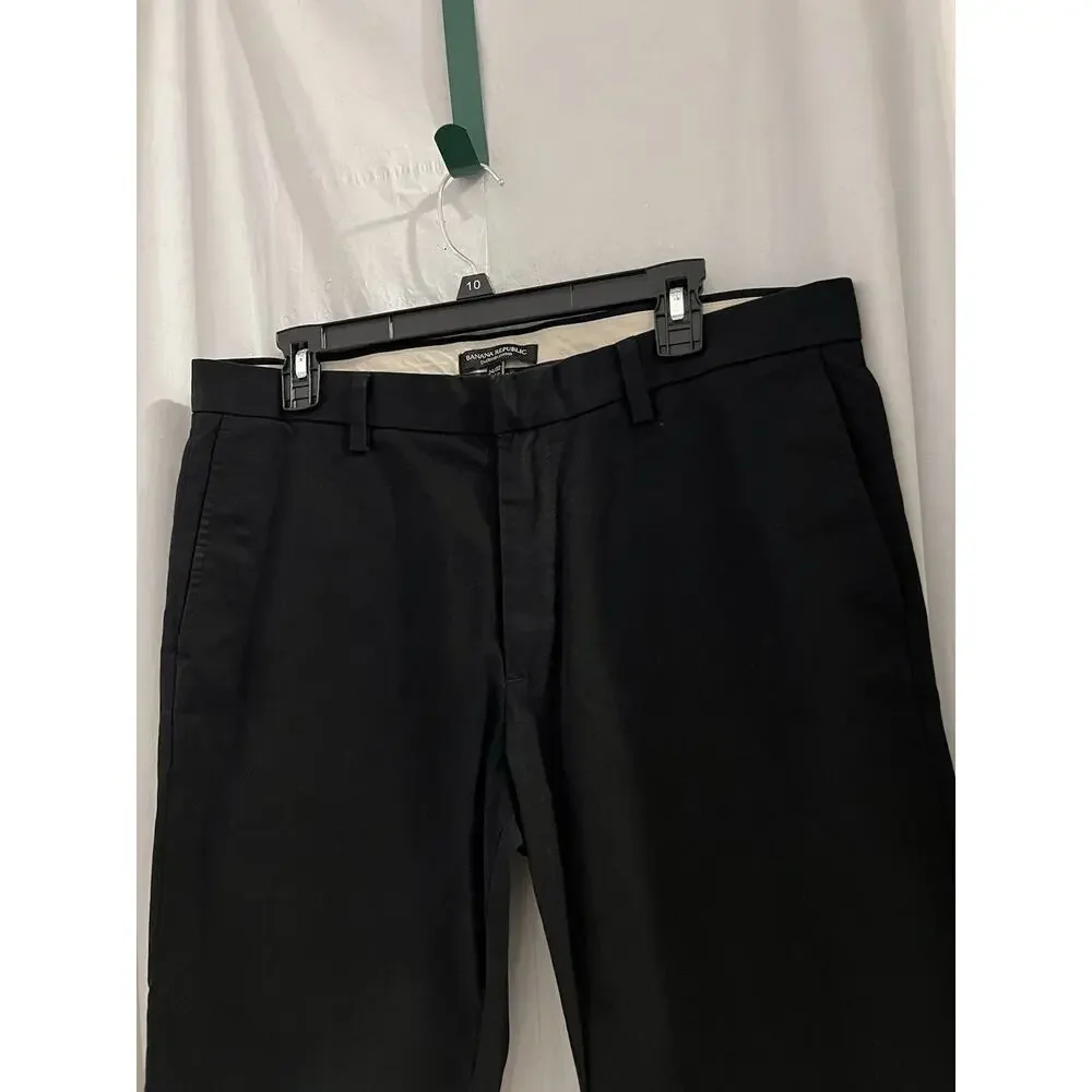 Banana Republic Men’s Black Emerson Chino Pants Sz 34/32